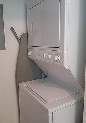 4th image of 110 Washington Ave #1418-1
