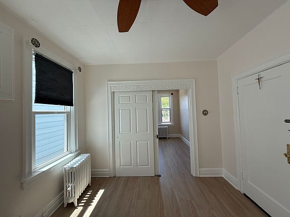 4th image of 268 Columbia Ave Floor 2