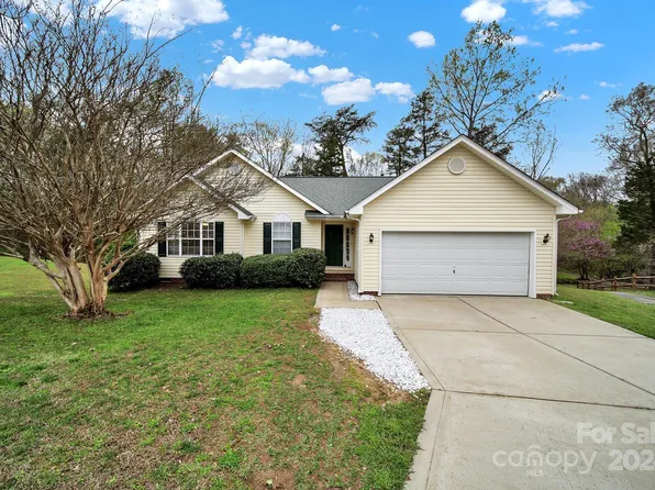 12500 Britton Wood Pl, Charlotte, NC 28278