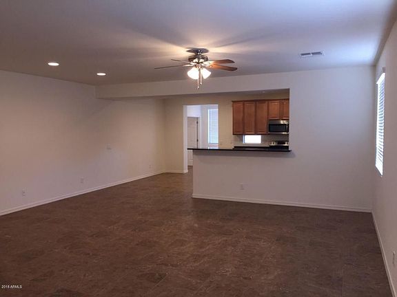 3rd image of 1164 W Mesquite Tree Ln