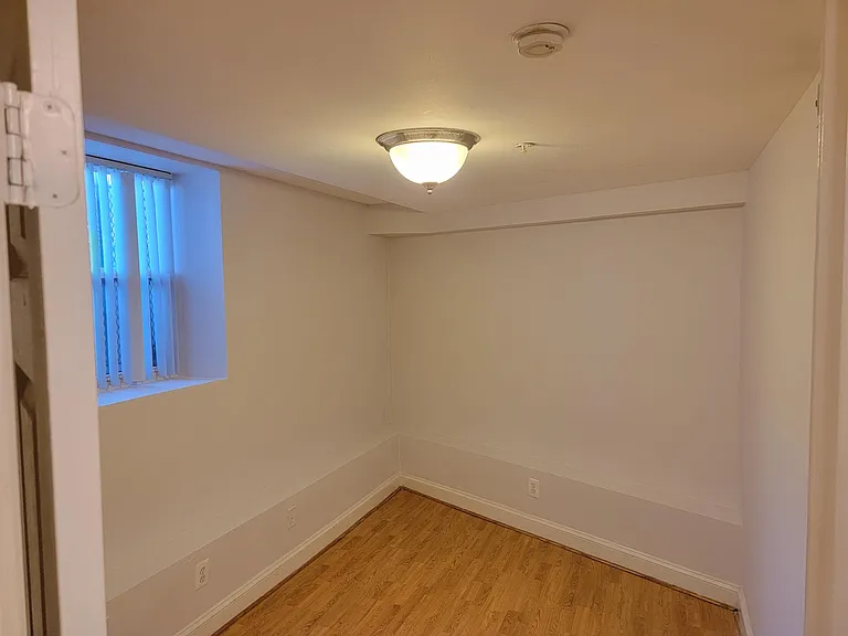 330 Rhode Island Ave NE #10 — Photo 16