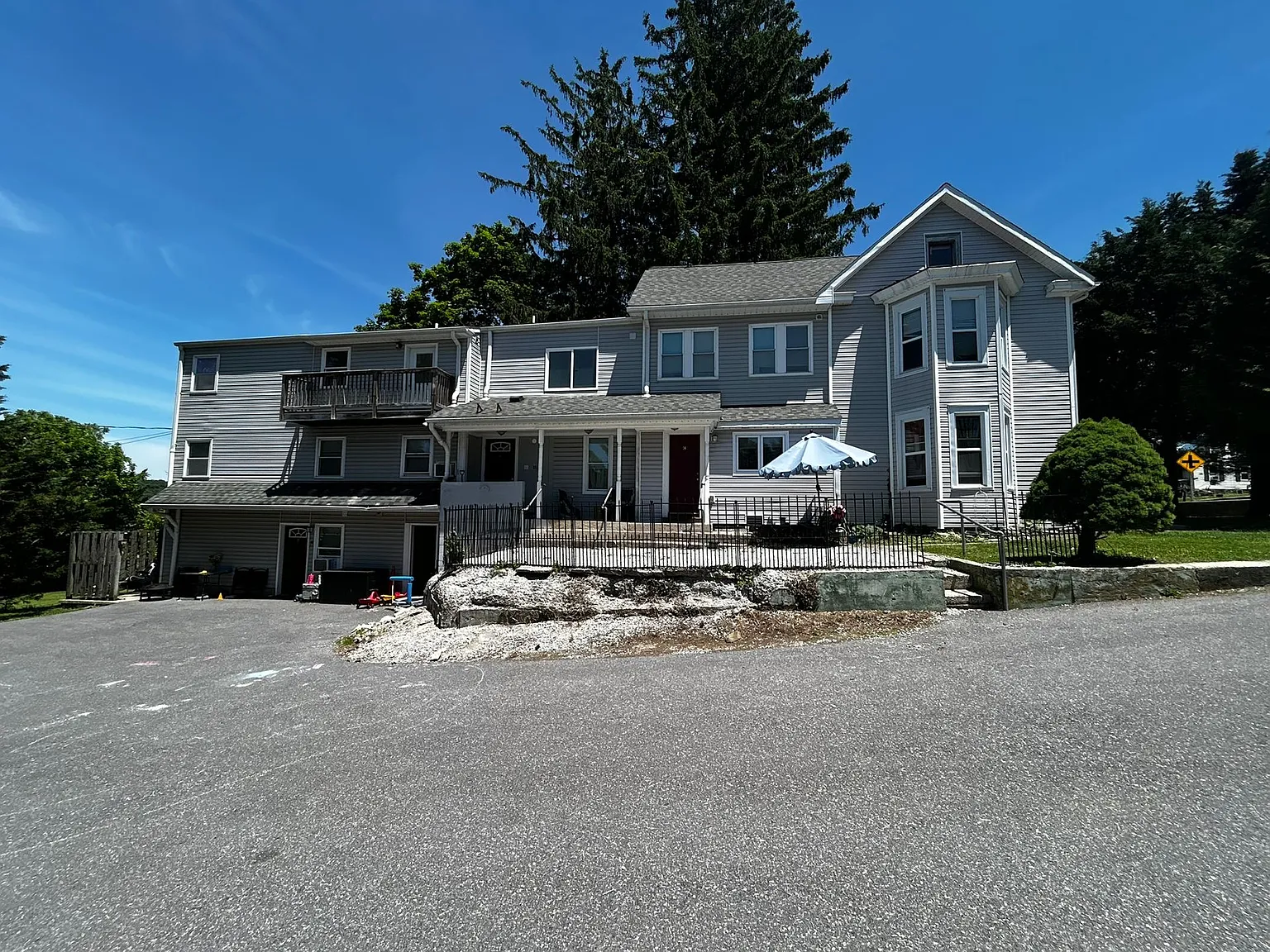 25472 Military Rd — Photo 1