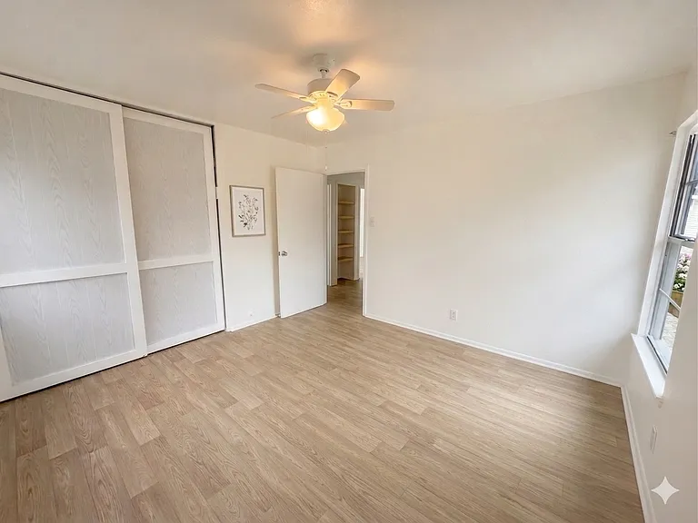 4211 Tropical Dr — Photo 7