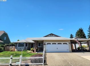 1527 NE Laurelwood Cir, Canby, OR 97013