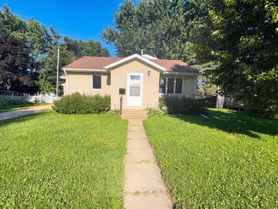 816 S Broadway St, Spring Valley, MN, 55975