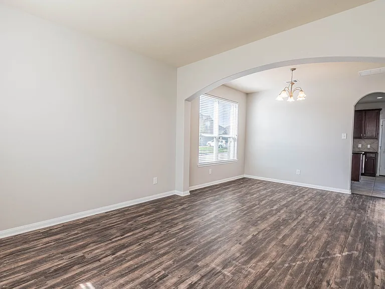 24726 Colonial Elm Dr — Photo 5