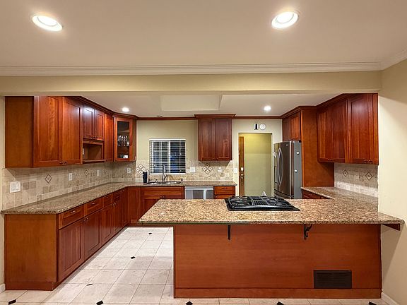 2nd image of 1695 Merrill Dr