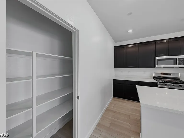1752 Strada Nathan — Photo 8