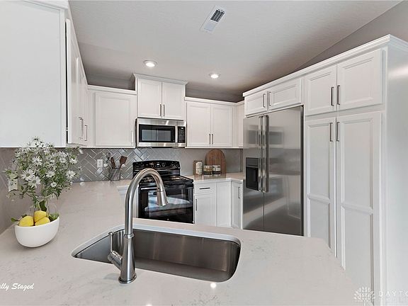 2nd image of 4246 Apple Branch Dr #55-300