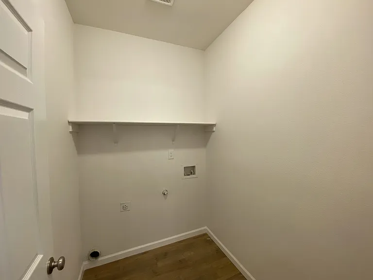 7285 NE Shaleen St — Photo 24