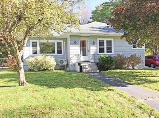 127 Prince St, Bridgewater, NS B4V1E2