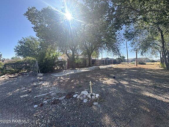 5th image of 8536 E Tracy Dr