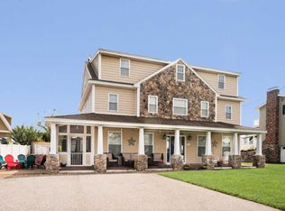 38 Seaview Dr, Wells, ME 04090