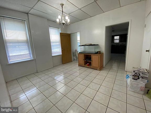 5th image of 7312 Lawndale Ave