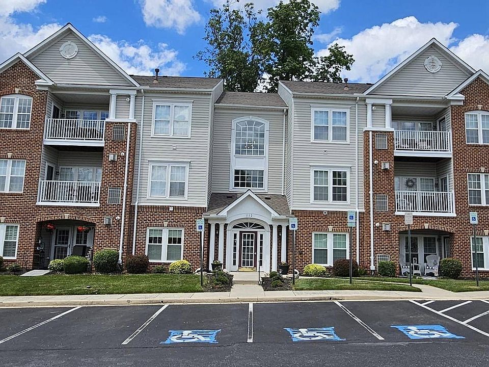 1st image of 1112 Spalding Dr Unit 66