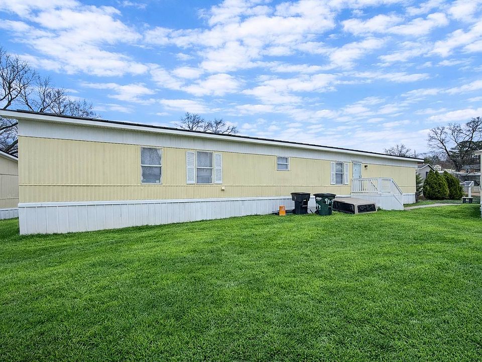 1st image of 97 Pacific Ct