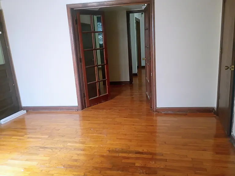 746 Missouri St — Photo 2