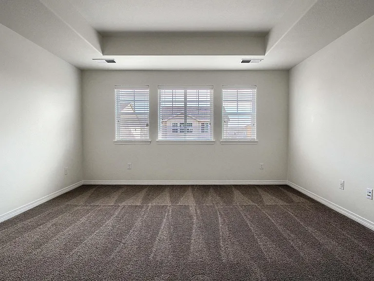 14776 Oslo Ave — Photo 17
