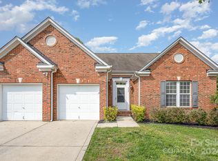 6304 Stoney Valley Ct, Charlotte, NC 28269