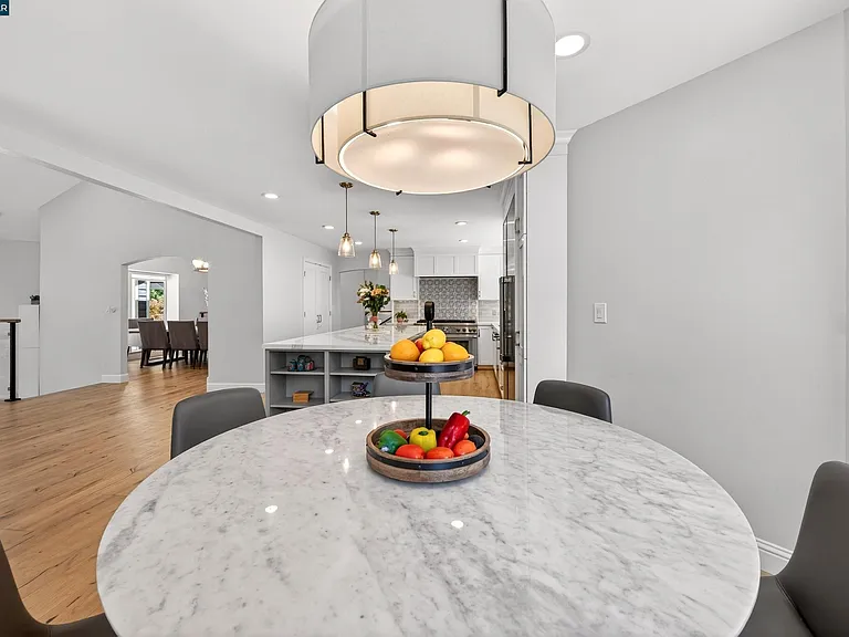 2324 Saddleback Dr — Photo 34