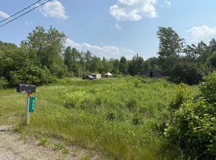 325 Camden Rd, Union, ME 04862