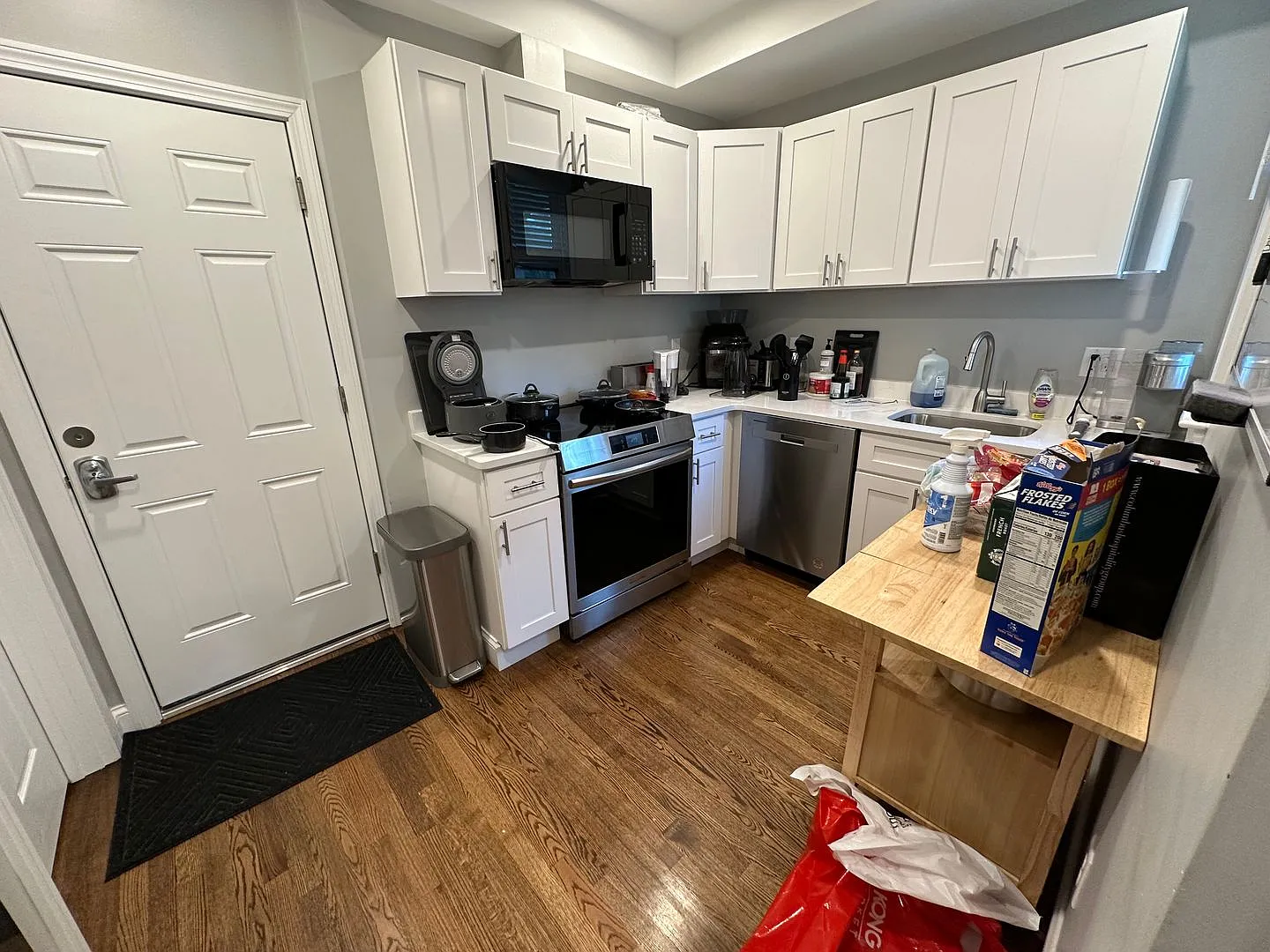 1room rent in for 4bed in Allston. — Photo 4