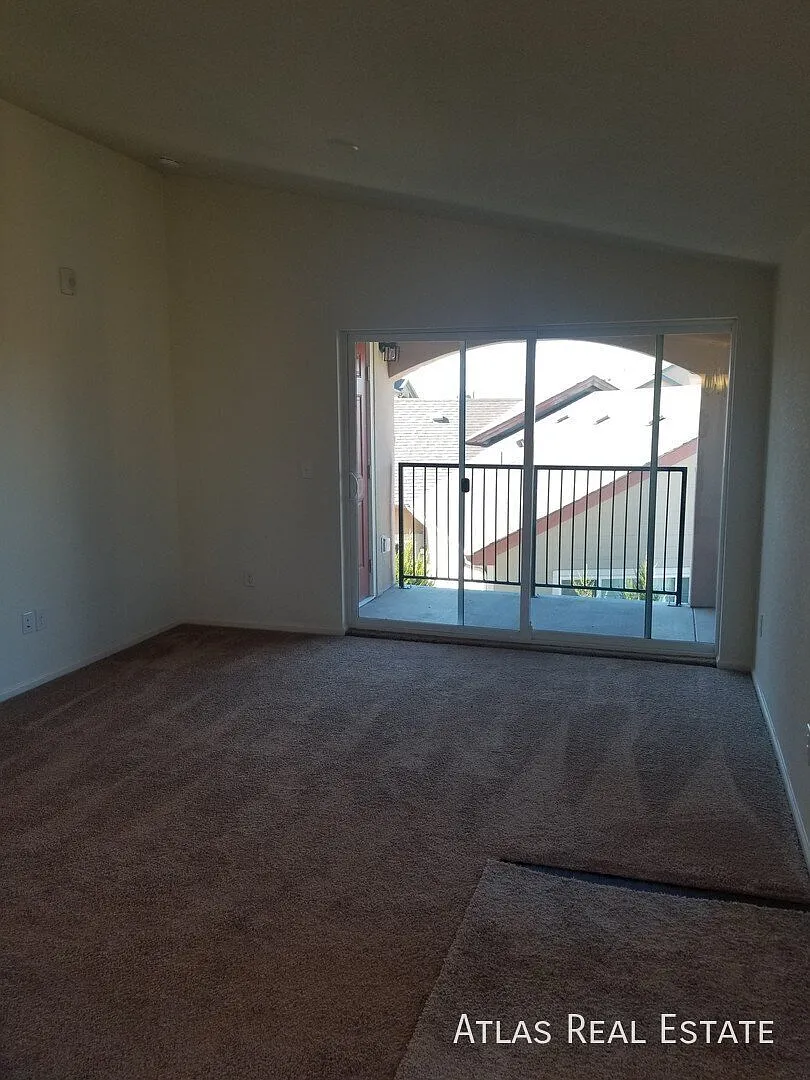 Beautiful 3BD2BA condo in gated community!! — Photo 4