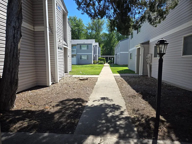 1715 Center Ave #1 — Photo 21