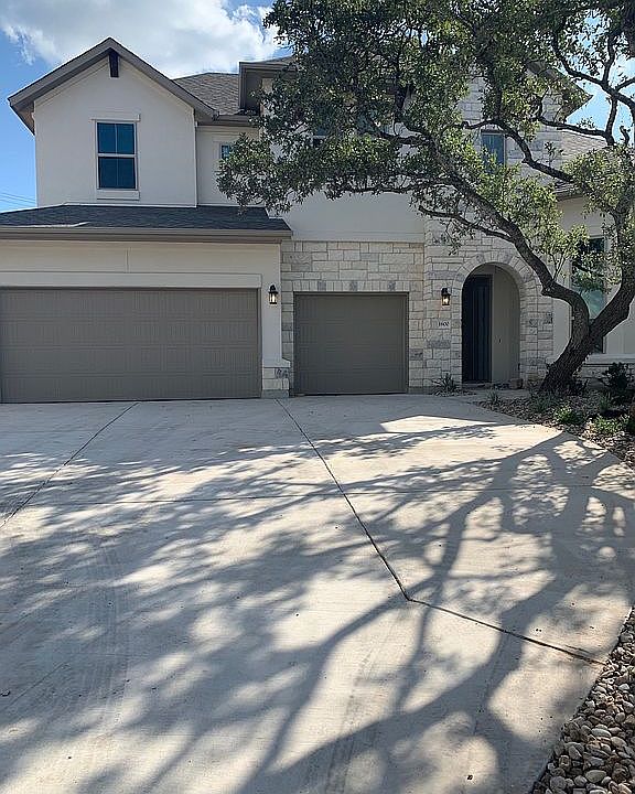 1st image of 1600 Parke Bluff Bnd