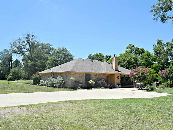 4th image of 700 County Road 3347