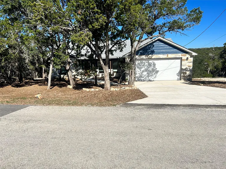 2298 Fuller Dr — Photo 3