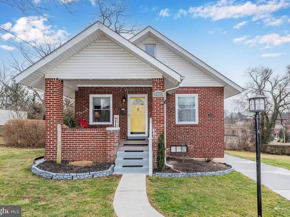 4005 Elmerton Ave, Harrisburg, PA 17109