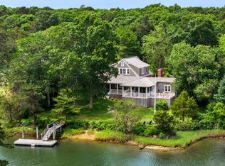 112 Wading Place Rd, Mashpee, MA 02649