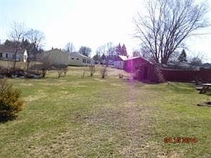 4th image of 15 Arden Pkwy