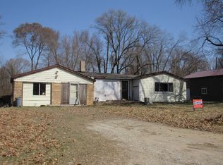 440 Sprung Lake Dr, Coldwater, MI 49036