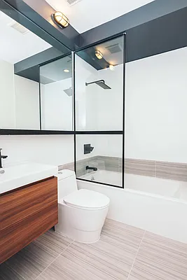 Rented by Nooklyn NYC LLC | media 17