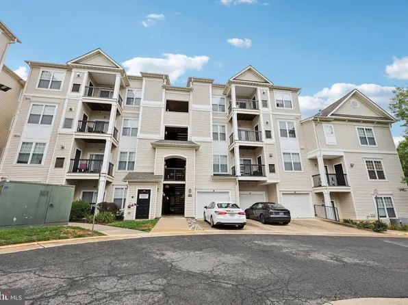 11355 Aristotle Dr #8-313, Fairfax, VA 22030