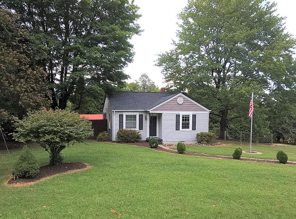 1st image of 633 Willow Briar Ln