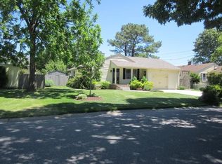 820 Plymouth Ln, Virginia Beach, VA 23451