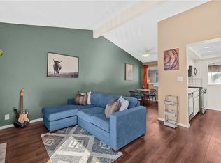 1112 S Meyler St APT 12, San Pedro, CA 90731