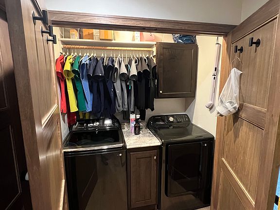 5th image of 1756 Garroman Dr