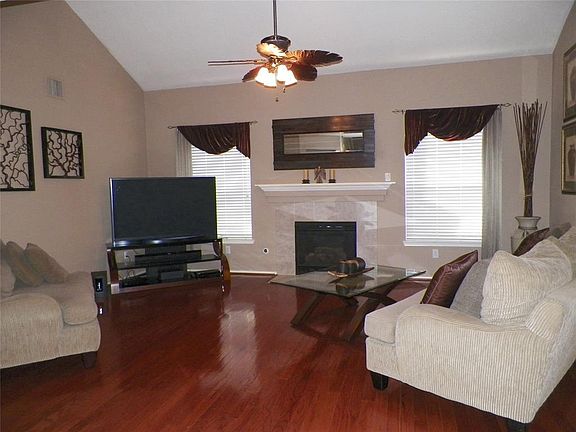 5th image of 17206 Horsetooth Canyon Dr