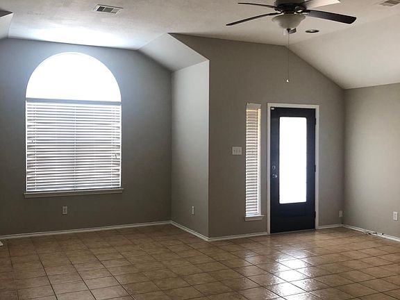 4th image of 18415 Madisons Crossing Ln