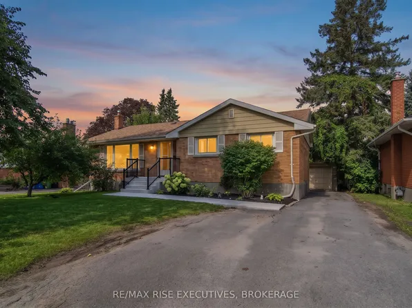 339 Arrowhead Pl, Kingston, ON K7M 3L4