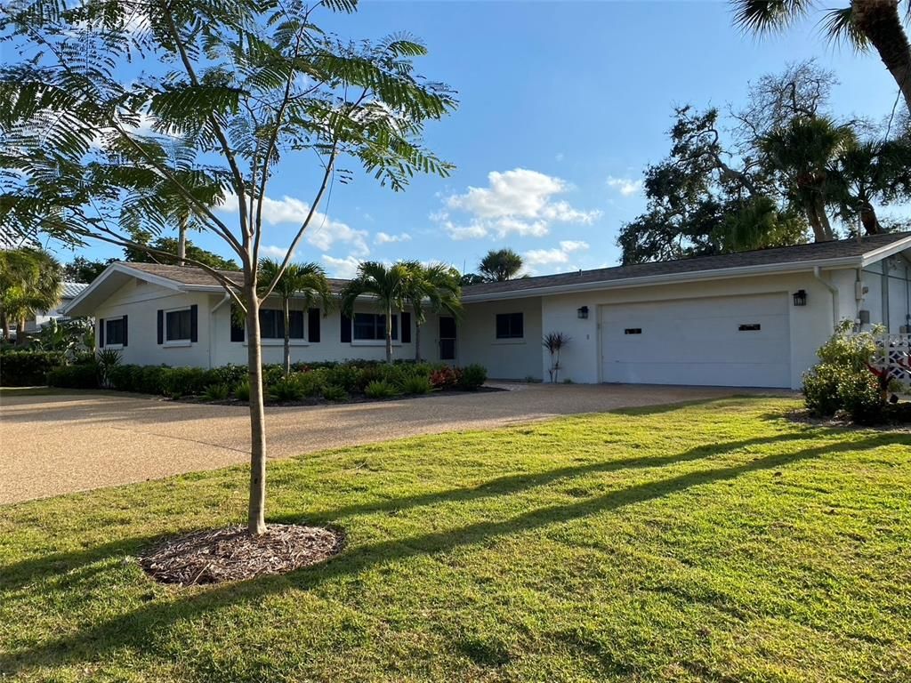 814 Paradise Way, Sarasota, FL - View 4