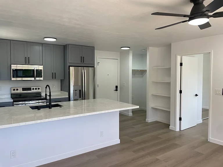 West End Villas — Photo 3