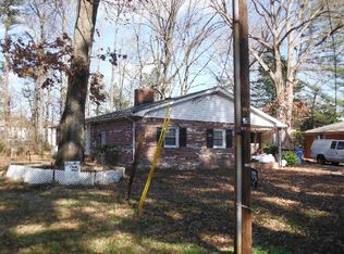 1013 Mains Creek Rd, Chesapeake, VA 23320