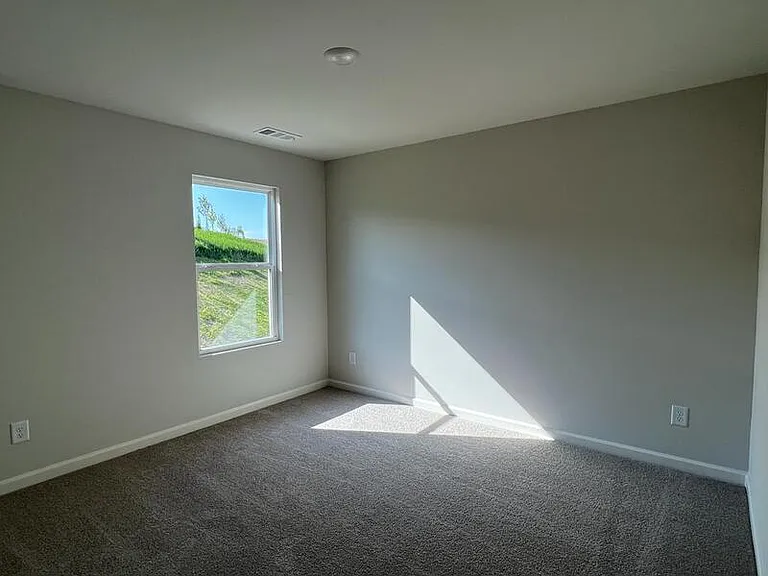 70 Berkeley Trce — Photo 11