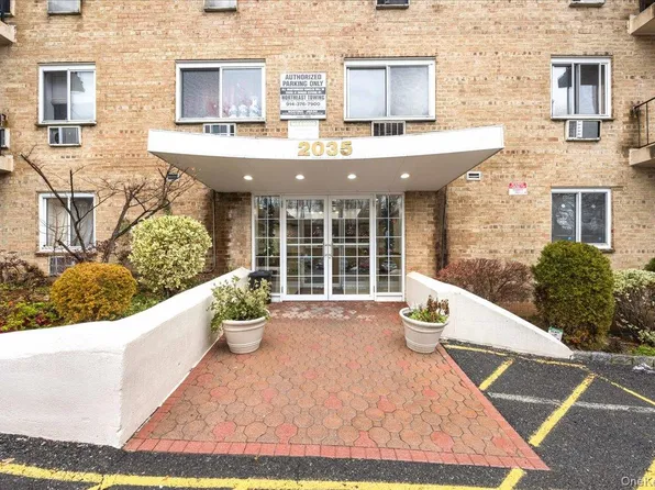 2035 Central Park Avenue #2H, Yonkers, NY 10710