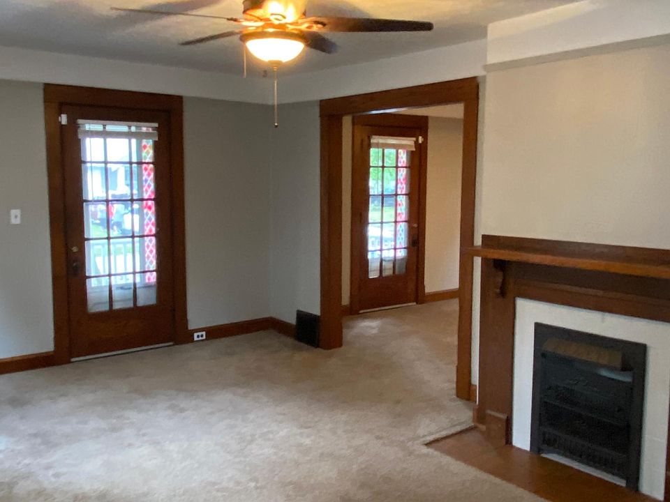 1st image of 3415 W 129th St